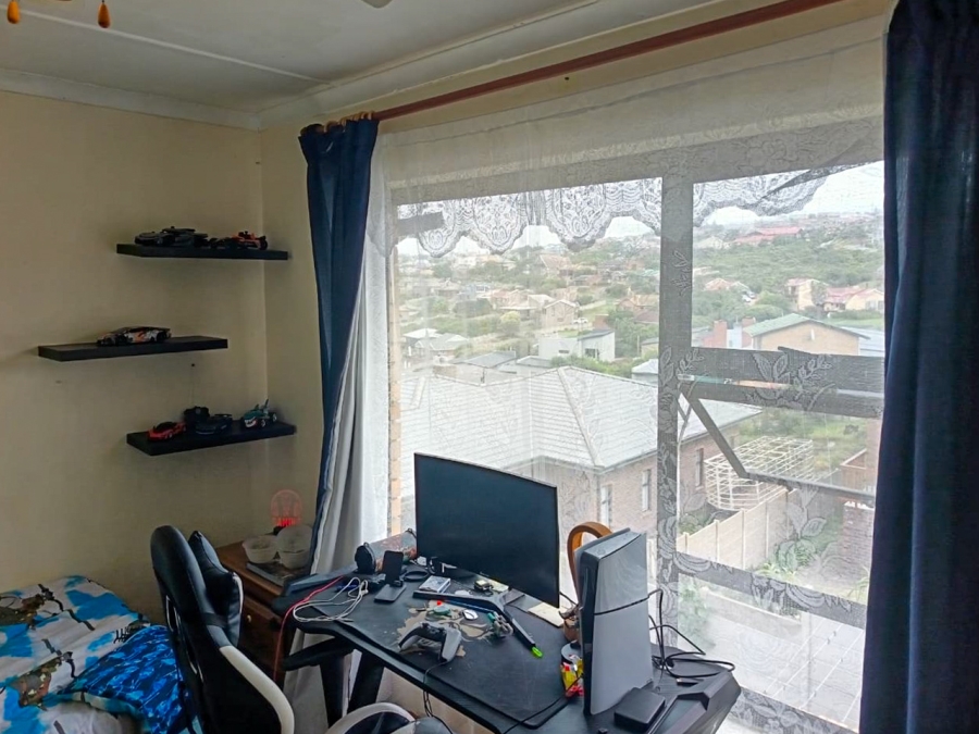 7 Bedroom Property for Sale in Dana Bay Western Cape